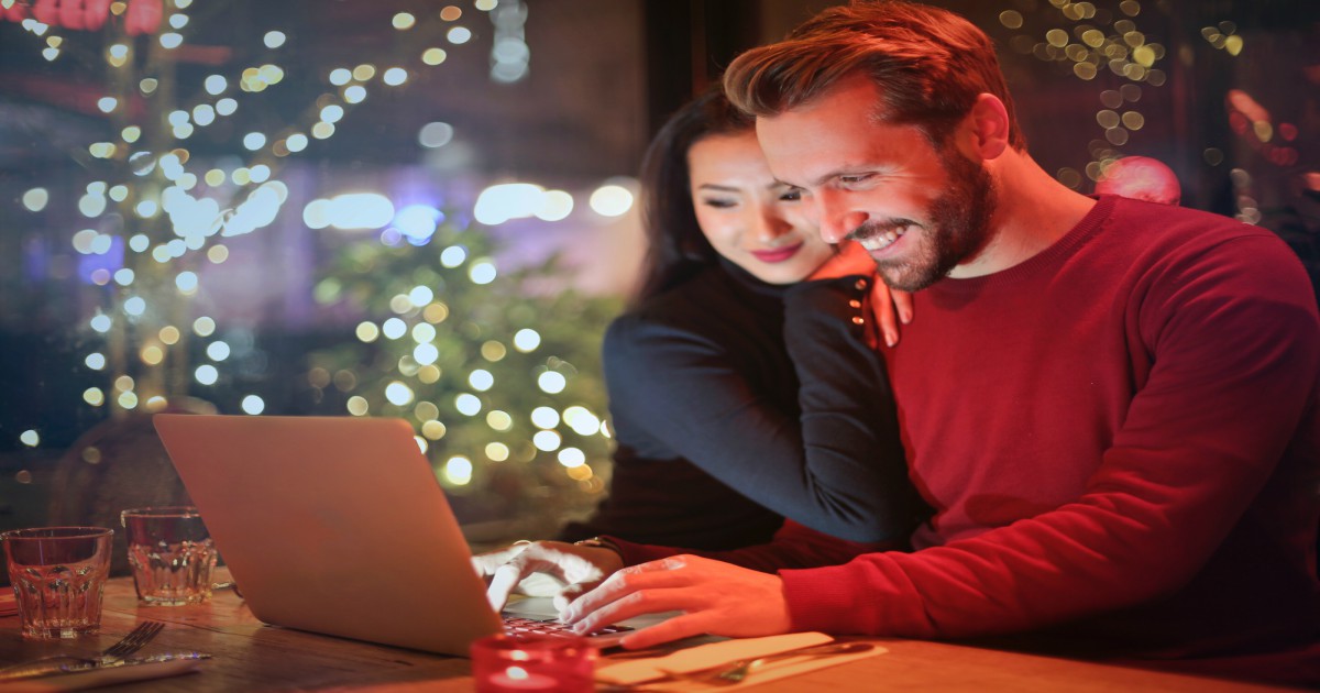 christmas campaigns with marketing automation platform